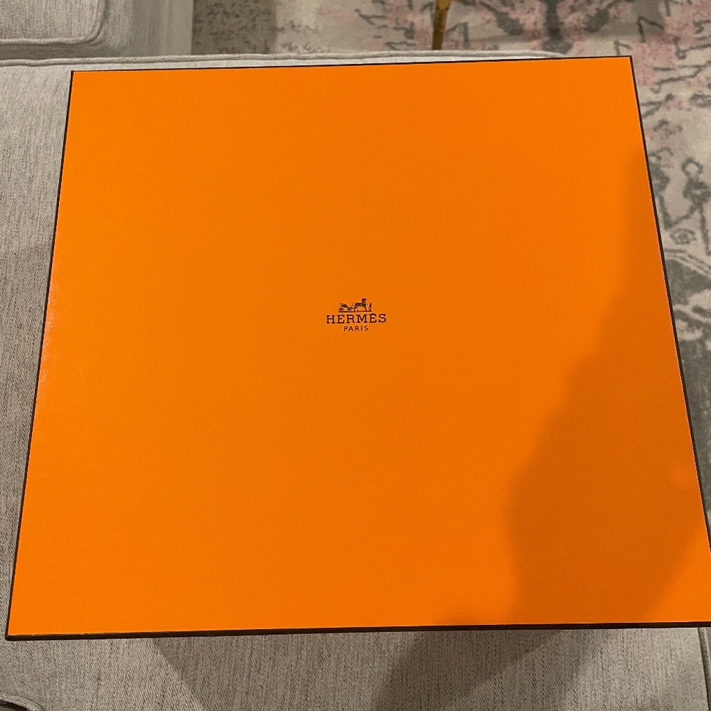 Authentic Extra Large Hermes box for gifting